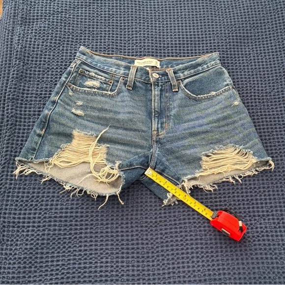 ABERCROMBIE denim shorts - Picture 3 of 3
